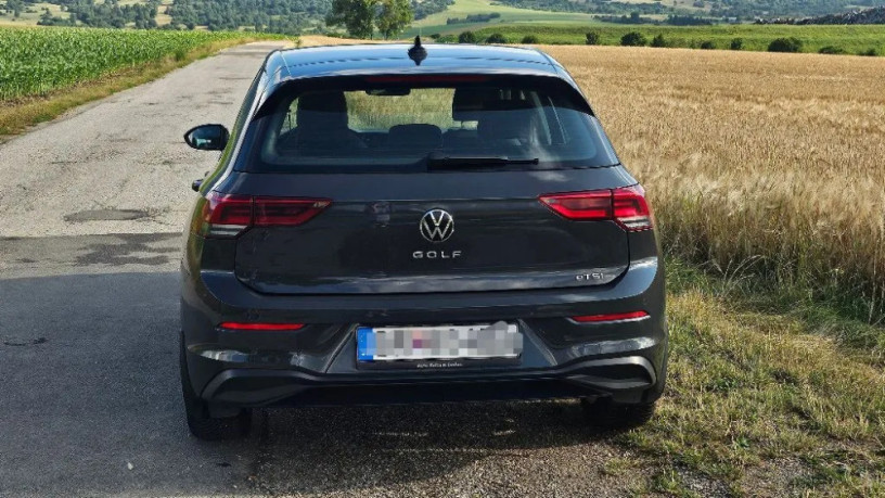 volkswagen-golf-15-etsi-act-limited-dsg-96kw-1majitel-sr-nehavarovane-servis-big-1