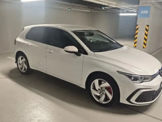 volkswagen-golf-gte