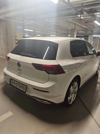 volkswagen-golf-gte-big-1