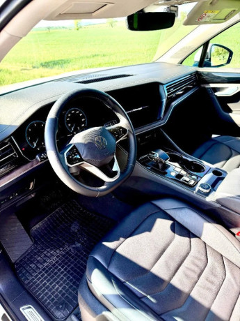 volkswagen-touareg-30-v6-tdi-4motion-tiptronic-170kw231hp-a8-cena-bez-dph-big-3