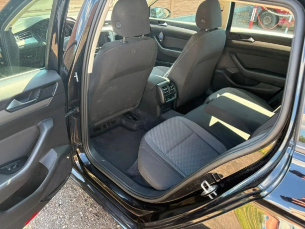 volkswagen-passat-variant-b8-big-3