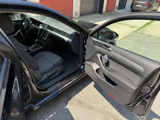 volkswagen-passat-variant-b8-big-2