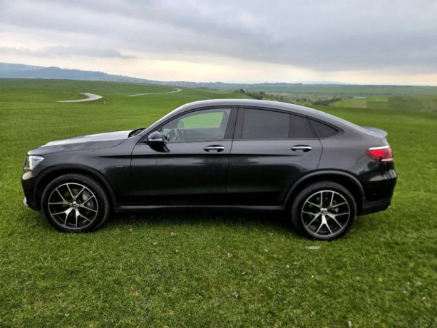 mercedes-benz-glc-coupe-300de-4matic-amg-line-big-1