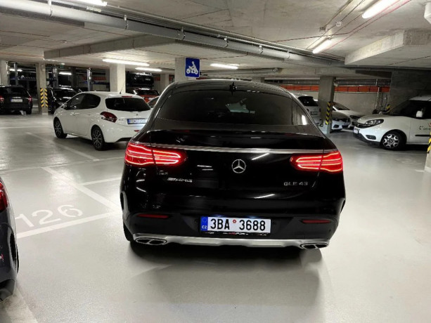 mercedes-benz-gle-kupe-amg43-4matic-designo-sport-klapky-odpocet-dph-big-2