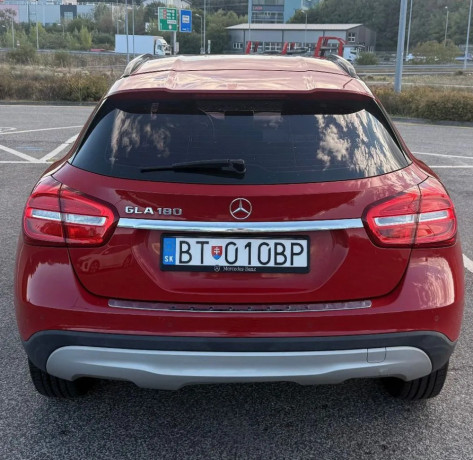 mercedes-benz-gla-180-at-90kw122hp-a7-big-3