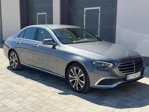 mercedes-benz-e-trieda-sedan-400d-4-matic-big-1