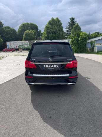 mercedes-benz-gl-mercedes-gl-trieda-500-4matic-big-3
