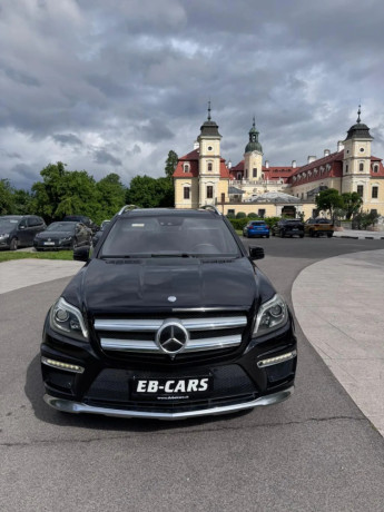 mercedes-benz-gl-mercedes-gl-trieda-500-4matic-big-0
