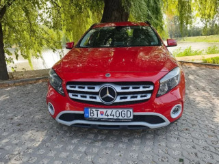 mercedes-benz-gla-180-entry-at-90kw122hp-a7