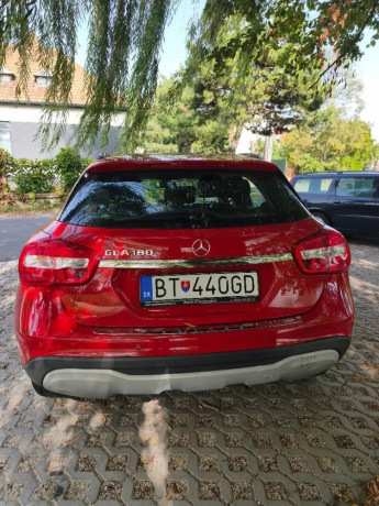 mercedes-benz-gla-180-entry-at-90kw122hp-a7-big-3