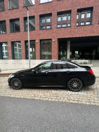 mercedes-benz-c-trieda-mercedes-benz-c200-amg-packet-big-2