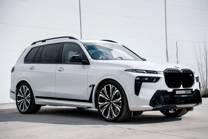 bmw-x7-xdrive-m60i-individual-7-miestna-fabricka-zaruka-bowers-wilkins-big-1