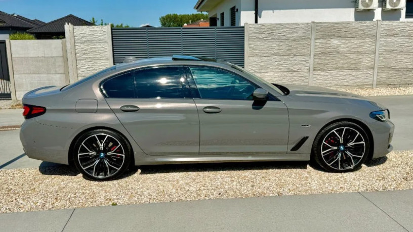 bmw-rad-5-545e-xdrive-at-290kw394hp-a8-big-1