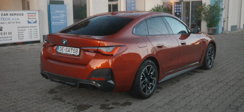 bmw-i4-edrive-40-250-kw-big-0