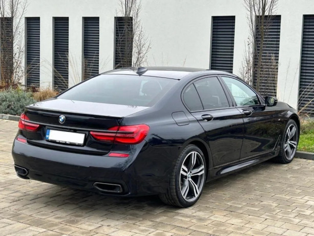 bmw-rad-7-730d-xdrive-at-195kw265hp-a8-big-2