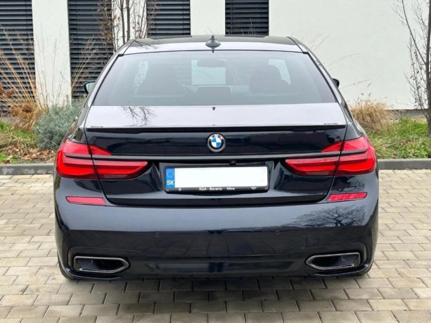 bmw-rad-7-730d-xdrive-at-195kw265hp-a8-big-3