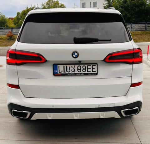 bmw-x5-xdrive30d-at-195kw265hp-a8-big-3