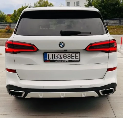 bmw-x5-xdrive30d-at-195kw265hp-a8-big-3