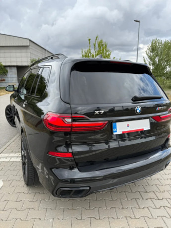bmw-x7-2021-vo-vybornom-stave-big-1