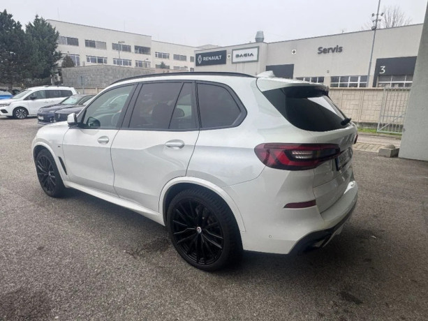 bmw-x5-xdrive40d-mhev-at-250kw340hp-a8-big-3