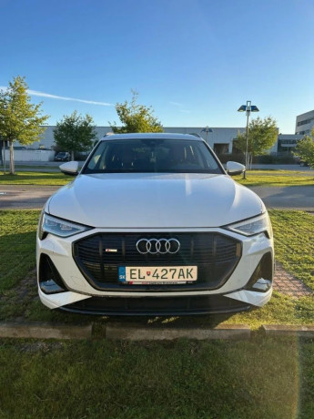audi-e-tron-e-tron-55-quattro-s-line-300kw408hp-a1-big-1