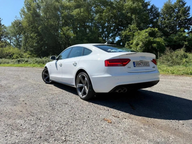 audi-a5-sportback-s-line-big-2