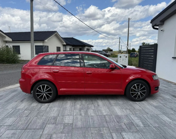 audi-a3-sportback-a3-14-tfsi-attraction-premium-92kw125hp-m6-big-1