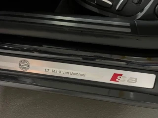 audi-s8-52-fsi-v10-quattro-tiptronic-331kw450hp-prvym-majitelom-mark-van-bommel-hrac-bayern-mnichov