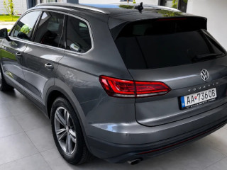 volkswagen-touareg-30-v6-tdi-scr-touareg-4motion-tiptronic-170kw231hp-a8