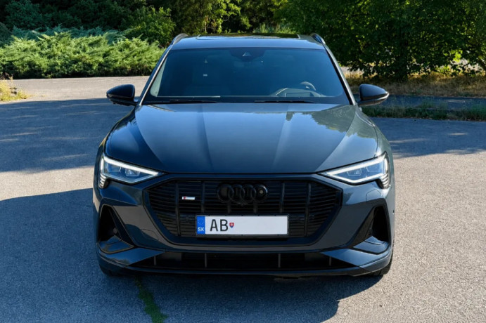 audi-e-tron-e-tron-55-quattro-s-line-300kw408hp-a1-big-0