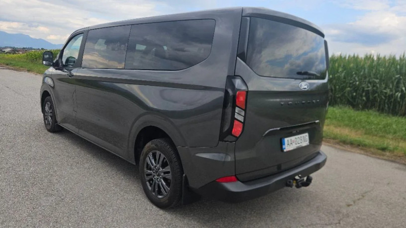 ford-tourneo-custom-family-l2-big-1