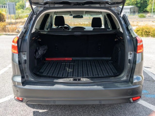 ford-focus-kombi-focus-kombi-15-tdci-duratorq-120k-titanium-x-at-88kw120hp-a6