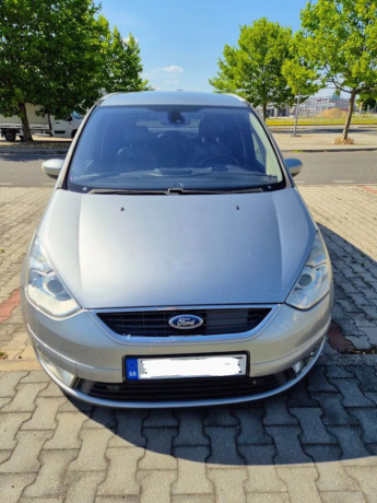 ford-galaxy-22-titanium-big-2