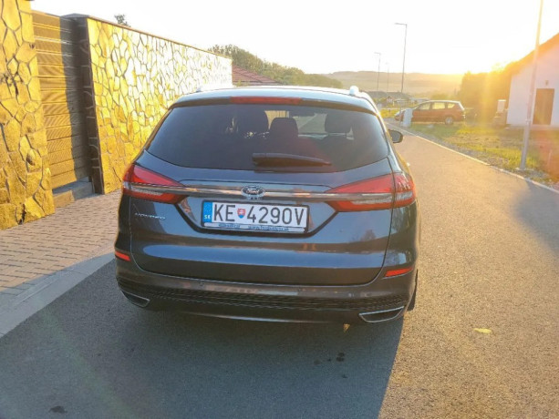 ford-mondeo-combi-mondeo-kombi-20-tdci-180k-duratorq-titanium-at-132kw180hp-a6-big-1