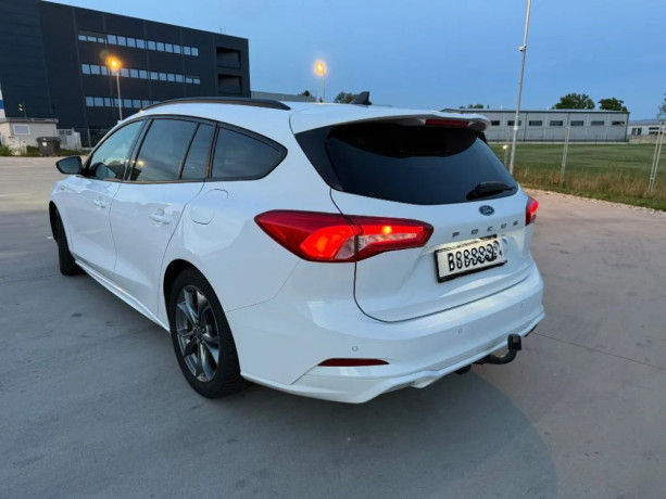 ford-focus-15-tdci-ecoblue-st-line-88kw120hp-m6-big-2