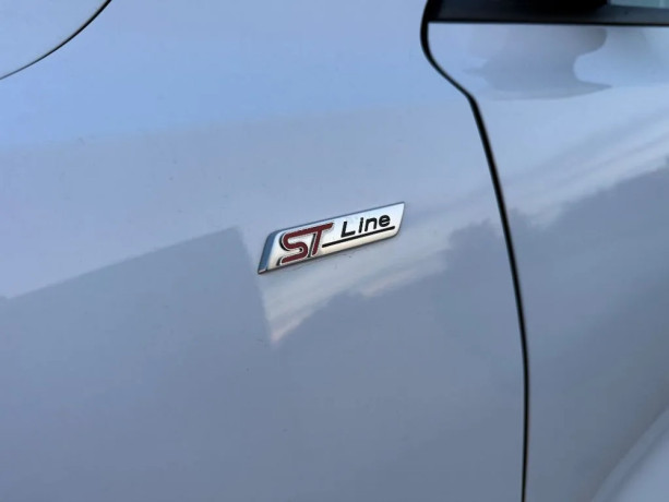 ford-focus-15-tdci-ecoblue-st-line-88kw120hp-m6-big-1
