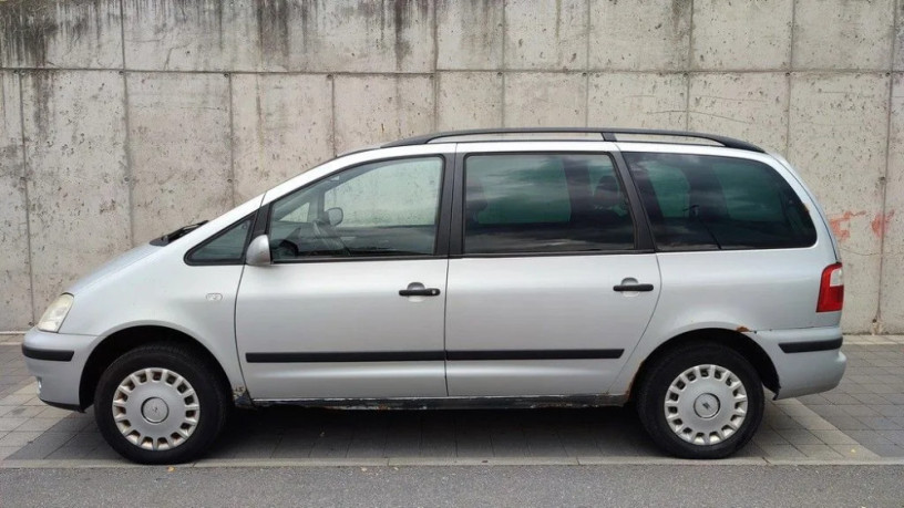 ford-galaxy-19-tdi-trend-pd-85kw115hp-m6-big-1