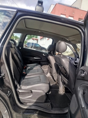 ford-s-max-predam-ford-c-max-20-tdci-2011-max-vybava-chyba-prevodovky-big-1