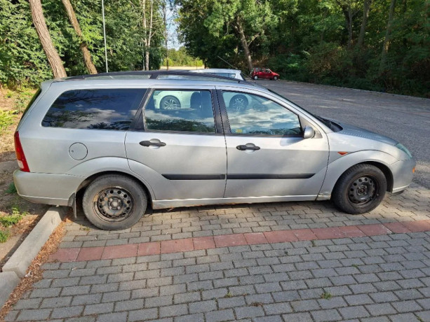 ford-focus-kombi-ford-focus-kombi-big-2