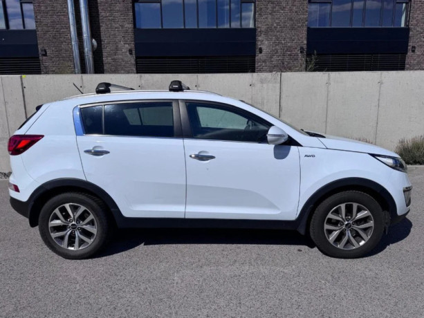 kia-sportage-20-crdi-184k-4wd-slovakia-xedition-135kw184hp-m6-big-0