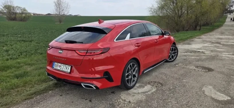 kia-ceed-kia-proceed-16-crdi-scr-gt-line-a7-dct-136hp-big-3
