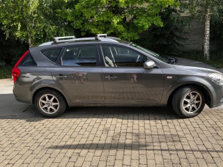 kia-ceed-sw-kia-ceed
