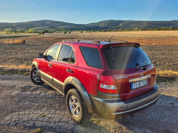 kia-sorento-25crdi-103kw-rv2004-big-2