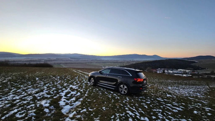 kia-sorento-22-crdi-gt-line-at-147kw200hp-a8-big-2