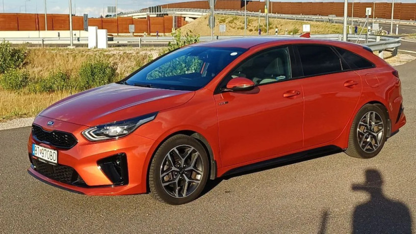 kia-ceed-kia-proceed-16-crdi-100kw-7-dct-rv2020-big-1