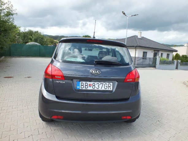 kia-venga-14-cvvt-base-66kw90hp-m5-big-3
