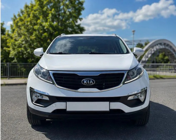 kia-sportage-17-autonomne-pozdlzne-parkovanie-big-0
