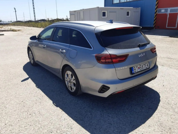 kia-ceed-sw-kia-ceed-sw-ceed-sw-15-t-gdi-gold-118kw160hp-m6-big-3