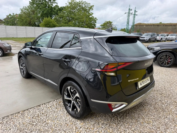 kia-sportage-16-crdi-mhev-gold-4wd-at-big-3