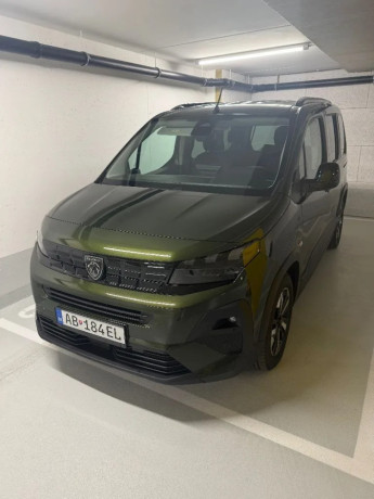 peugeot-rifter-15-bluehdi-130-gt-eat8-96kw130hp-a8-big-0